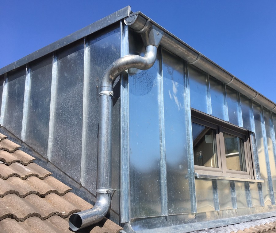 Beispiel Gaubeneinfassung mit Stehfalz